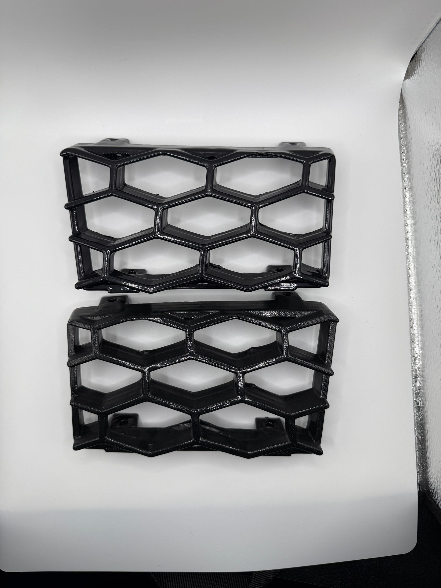 Aftermarket Silverado Intimidator SS Style Honeycomb Air Ducts (Non-OEM)