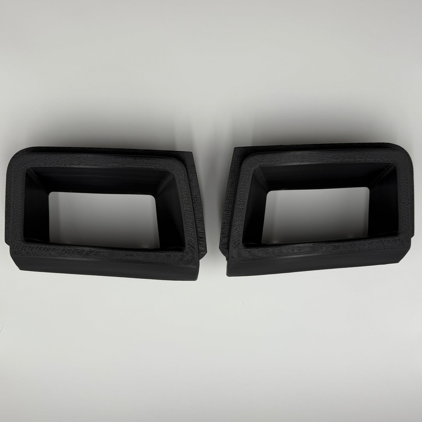 Aftermarket Silverado Intimidator SS Style Honeycomb Air Ducts (Non-OEM)