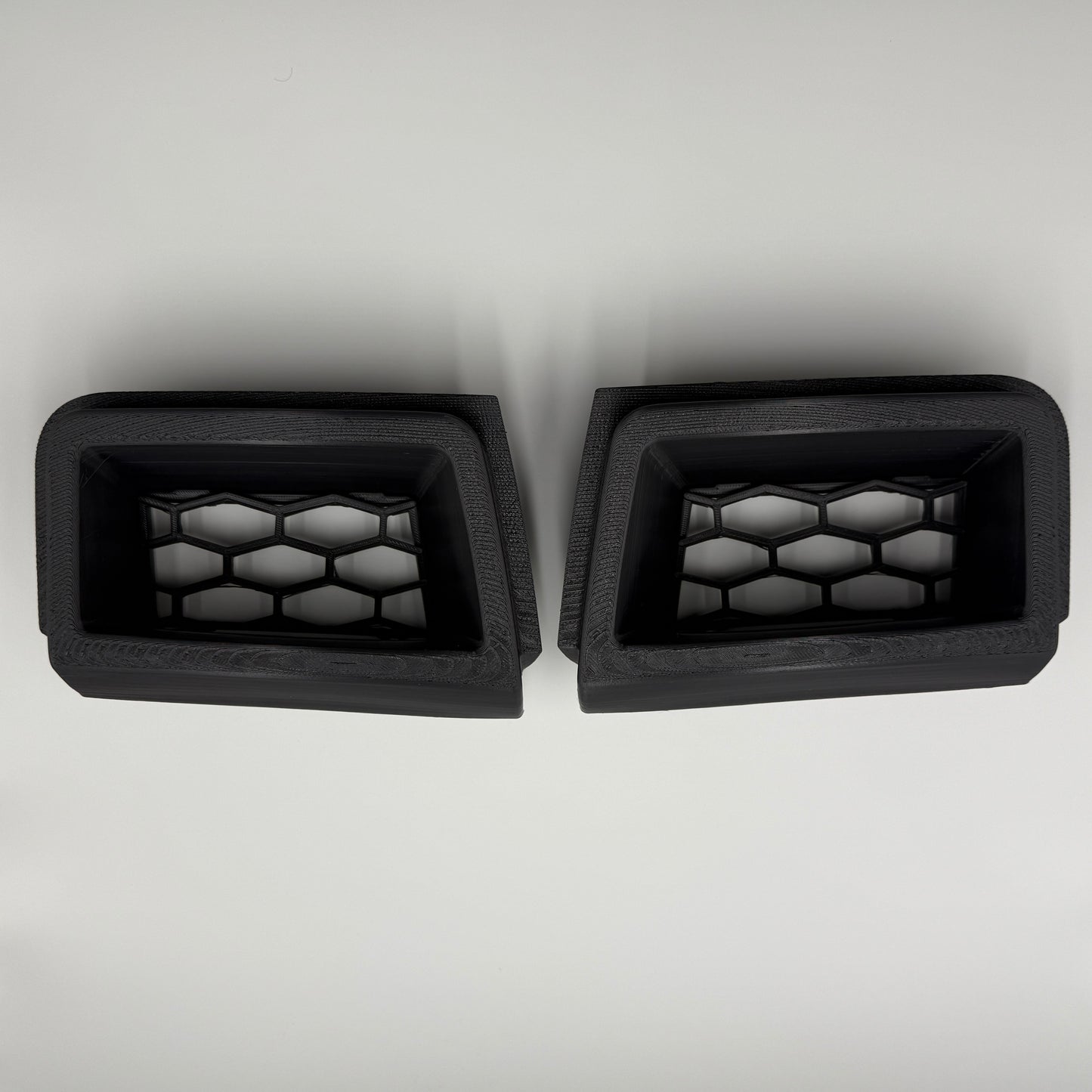 Aftermarket Silverado Intimidator SS Style Honeycomb Air Ducts (Non-OEM)